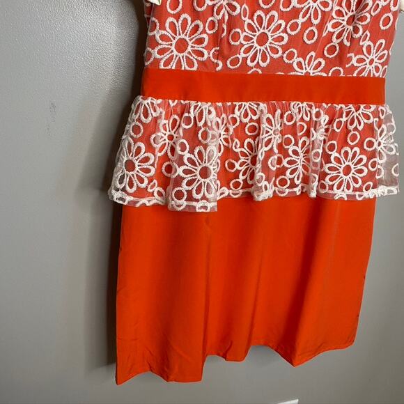 NWT Women's A'Reve Peplum Short Sleeve Lace Twee Dress Orange Size Large - Picture 3 of 11